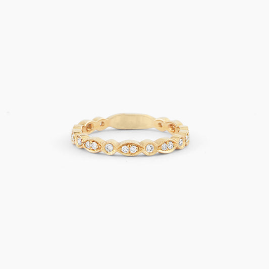 Wave Band Yellow Gold